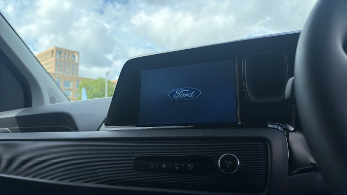 Ford Transit Courier Diesel 1.5 EcoBlue Trend Van - Image 15
